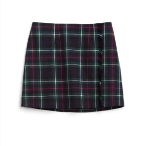 BB Dakota Dresses & Skirts - BB Dakota HOT Plaid Fringe Detail Skirt in size 6 BB Dakota Dresses & Skirts - BB Dakota HOT Plaid Fringe Detail Skirt in size 6